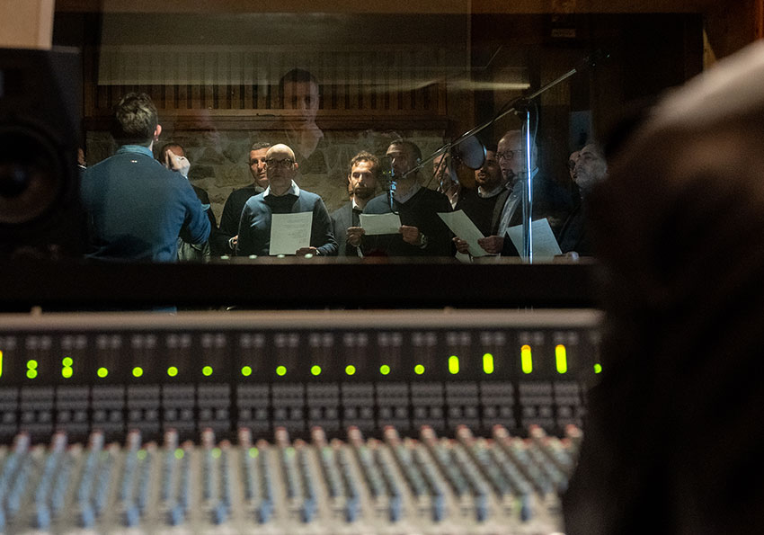 team building canoro in studio di registrazione