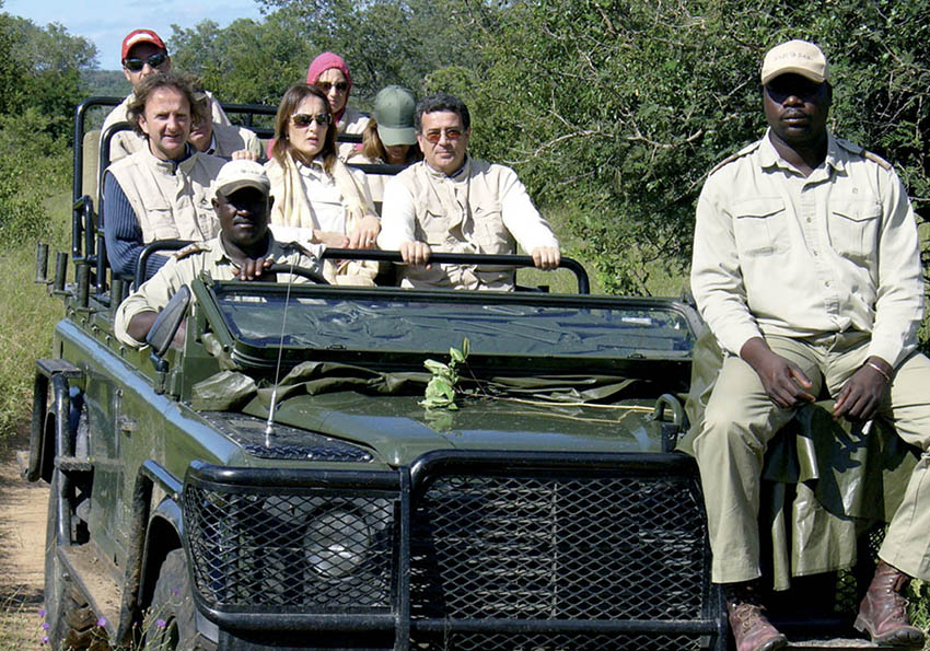 Incentive sud Africa, jeep con guide locali durante un safari