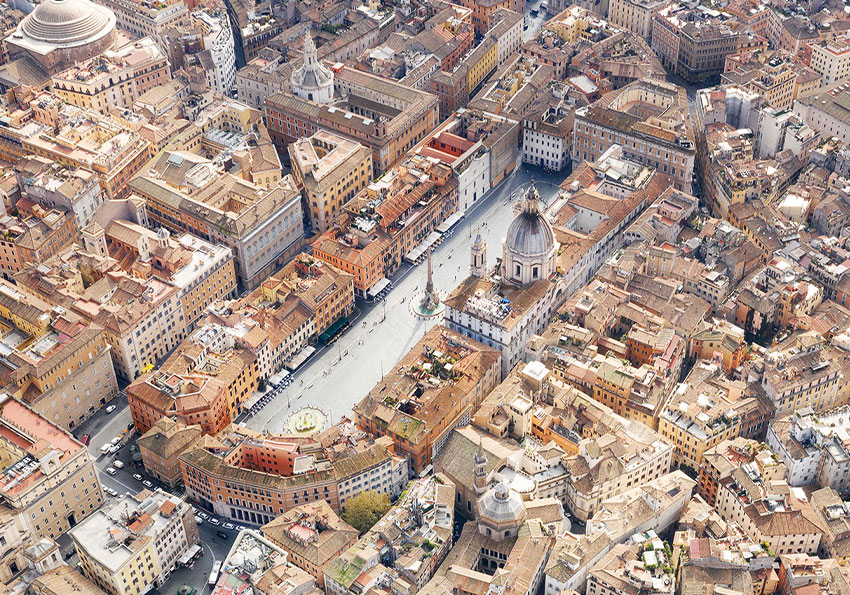 piazza navona nasconde le vestigia dello stadio di Domiziano